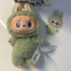 ⭐ Authentic Green Grape Macaroon Labubu ⭐️